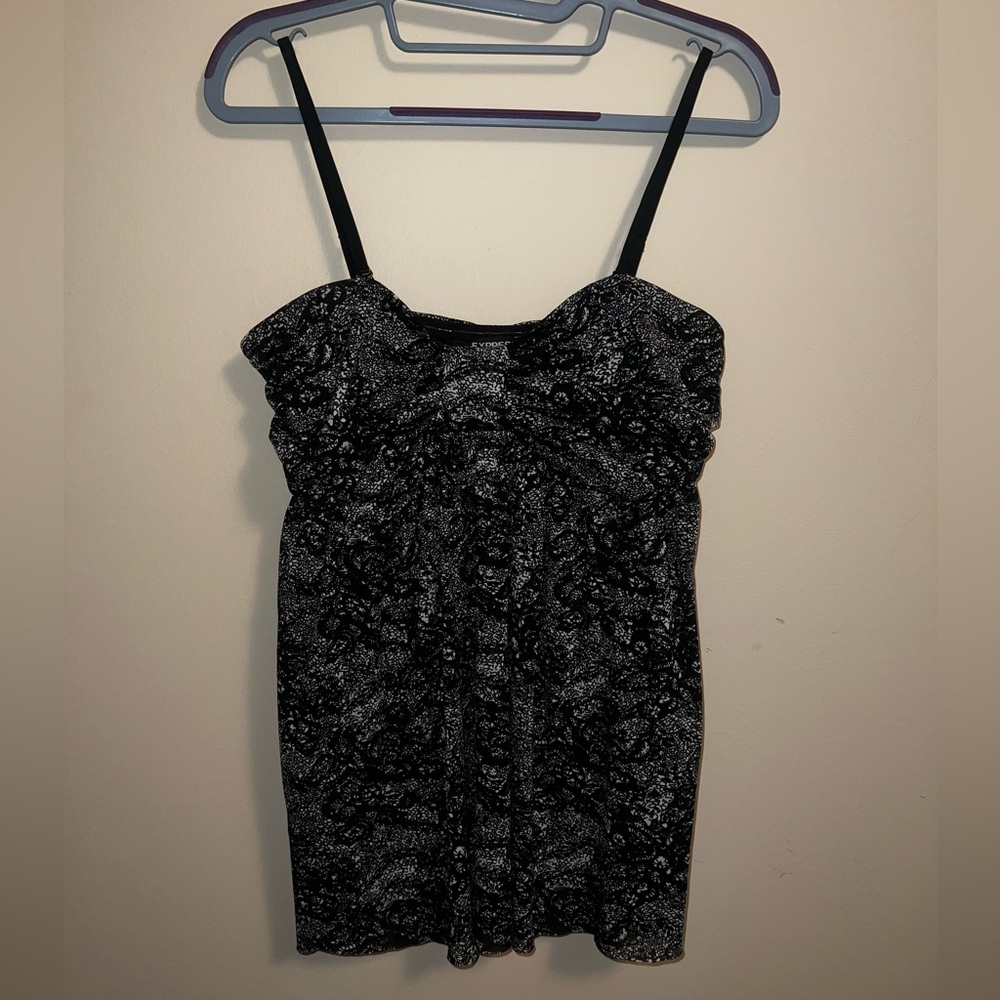 Flowy Tank - Picture 4 of 6